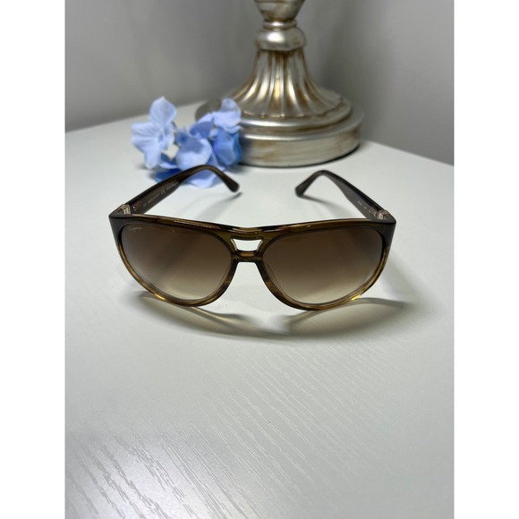 Salvatore Ferragamo SF634S Striped Khaki Aviator Sunglasses Brown Gradient Italy main image 12